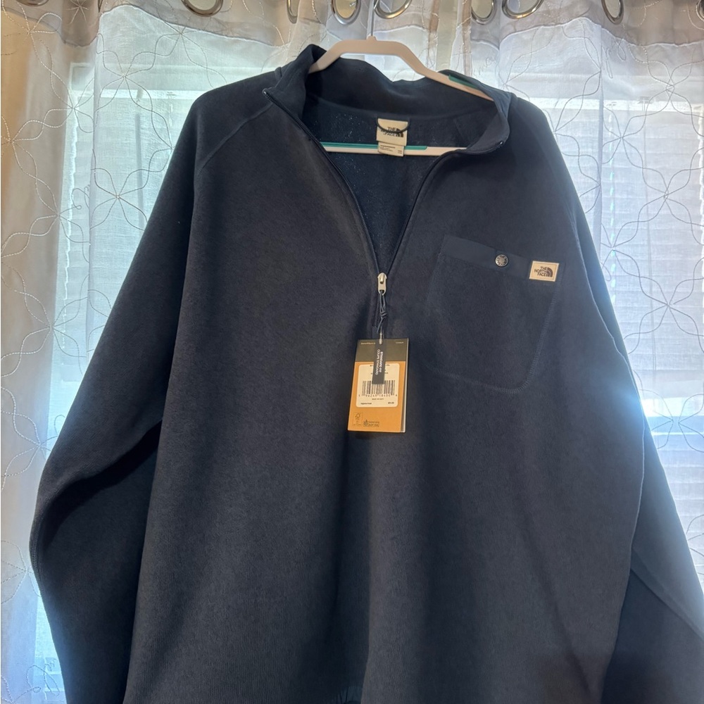 North Face Men's Sweater